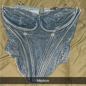Fashion Nova corset